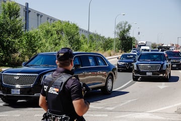 El presidente de los Estados Unidos ha aterrizado en la base aérea de Torrejón de Ardoz para acudir a la cumbre de la OTAN. Biden ha llegado a España en su avión Air Force One, blindado incluso ante una explosión nuclear y capaz de repostar desde el aire. El presidente estadounidense ha sido recibido por el rey Felipe VI al bajar del avión.