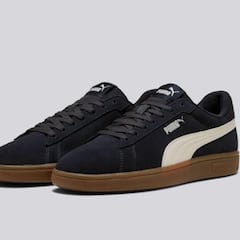 Chollo del día: estas Puma Smash negras con piel de gamuza cuestan menos de 27 euros