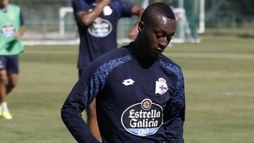 Marlos Moreno en el entrenamiento del Deportivo la Coruña
