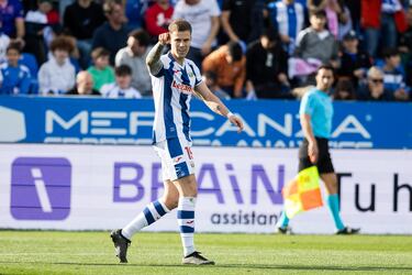 Diego García inició el camino de la victoria del Leganés, con un gol tras una jugada combinatoria. El delantero del Leganés se mostró muy participativo, con otra ocasión más y tres pases clave.