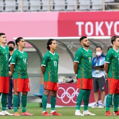 El error de la bandera de México en la playera de Erick Aguirre