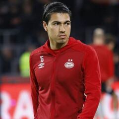 Erick Gutiérrez lució en la victoria del PSV sobre el Vitesse