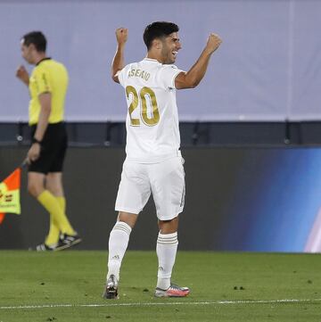 2-0. Marco Asensio celebró el segundo gol.