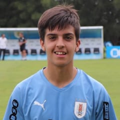 “Me encantaría jugar en Colo Colo como lo hizo mi padre”