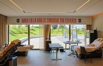 El hotel Der Oschberghof es el campamento base de la selección española. 