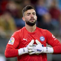 Sivera: “Dejar la portería a cero es importante porque eso te da confianza”