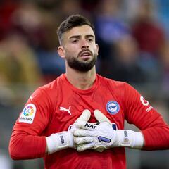 Sivera: “Felicité a Pacheco por su titularidad en el Espanyol”