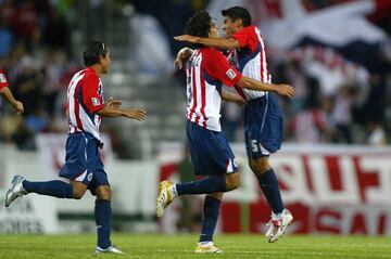Uno de los grandes socios de Salcido en la defensa fue ‘El Maza’, quienes compartieron la zaga tanto en Chivas como en el PSV de Holanda.