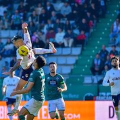 Sabin Merino deja al Eibar con la miel en los labios en A Malata