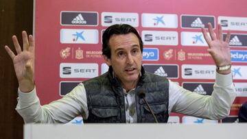 El entrenador del Arsenal, Unai Emery, durante la rueda de prensa enmarcada en el tercer Curso de Formaci&oacute;n Continua Licencia UEFA, que se desarrolla en La Ciudad del F&uacute;tbol de Las Rozas. 