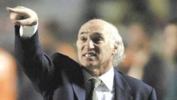 <b>TODOS APUESTAN POR ÉL. </b>Hay coincidencia entre los dirigentes: Bianchi sabrá dirigir al Atlético.