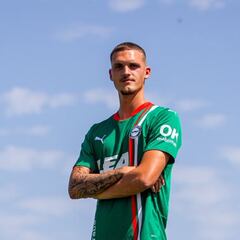 Rafa Marín, ante un Betis que se fijó en su poderío en verano