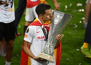 Jug¨® con el Sevilla cedido por el Real Madrid la temporada 2019-20. Lleg¨® cedido por el Tottenham al Atl¨¦tico de Madrid la temporada 2022-23.