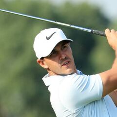 Koepka arranca como líder en Shanghái con Cabrera Bello 11º