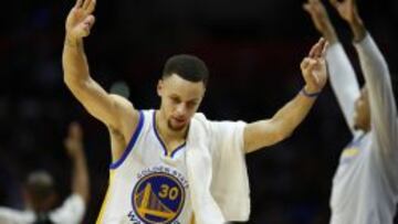 En ritmo de 73-9 con 32 de Klay y triple-doble de Green