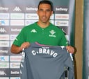 Bravo explicó la influencia de Pellegrini en su firma por Betis