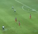 ¡Insólito! La lluvia benefició a Monterrey en increíble gol
