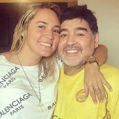 Niegan la entrada al velatorio íntimo de Maradona a su última exnovia