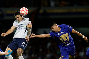 Pumas y Cruz Azul se dan la mano en Ciudad Universitaria