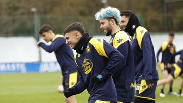 Yeremay y Mella, en el entrenamiento del Deportivo.