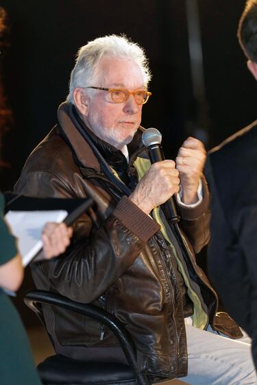 El director de cine y guionista británico falleció el 10 de febrero de 2023 a los 86 años de edad. El cineasta ganó cuatro premios Oscar con la película 'Carros de fuego'. 
 