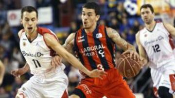 El Baskonia firma su primer triunfo a domicilio del curso