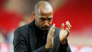 Soccer Football - Ligue 1 - AS Monaco v Paris St Germain - Stade Louis II, Monaco - November 11, 2018   AS Monaco coach Thierry Henry looks dejected after the match  