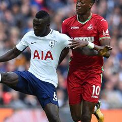 Wembley enloquece con Dávinson Sánchez frente al Swansea