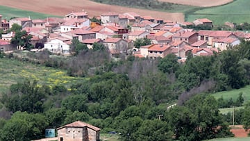El pueblo de Burgos que ofrece casa gratis para quien quiera llevar el bar