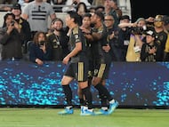 En la octava fecha de la Major League Soccer, el equipo angelino recibe a los terremotos en duelo por el subliderato de la Conferencia Oeste; quien gane, estará pisándole los talones al puntero, Vancouver Whitecaps