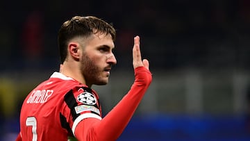 AC Milan's Mexican forward #07 Santiago Gimenez celebrates scoring his team's first goal during the UEFA Champions League knockout round play-off second leg football match between AC Milan and Feyenoord at San Siro stadium in Milan, on February 18, 2025. (Photo by Piero CRUCIATTI / AFP)