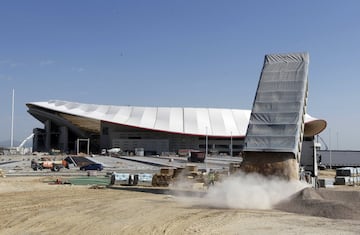 Obras de acondicionamiento del exterior del Estadio.
