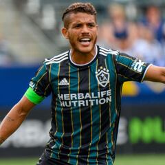 A Jonathan dos Santos le encantaría retirarse en la MLS con LA Galaxy
