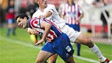 <B>HORROROSO</B>. Ayer no hubo espectáculo en El Molinón, que se está acostumbrando al aburrimiento en las últimas jornadas.