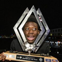 Alphonso Davies fue electo MVP antes de partir a Bayern Munich