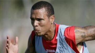 DESEADO. El Milan sigue la pista al delantero brasileño del Sevilla desde hace tiempo.