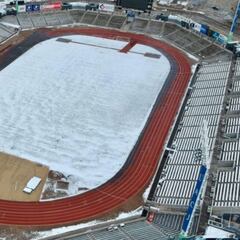 Estadio de Bravos de Juárez se viste de blanco por nevada