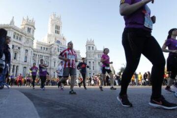 39 edición de la maratón de Madrid. Hoy las calles de Madrid han congregado 33.000 corrredores en las tres carrereas (10 km, medio maratón y maratón)