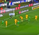 La desafortunada jugada de un chileno en la liga de México