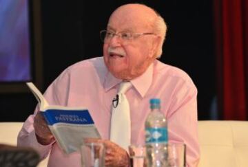  Diciembre 15: Mike Schmulson era conocido en Barranquilla, en toda Colombia y en muchas partes del mundo, como una de las mentes más brillantes en el béisbol. Murió a los 86 años en la ciudad de Houston, Texas, EEUU. 