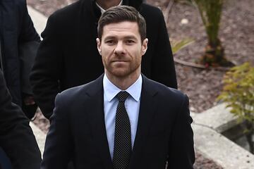 Xabi Alonso ha sido juzgado hoy por la Audiencia de Madrid por los presuntos delitos de fraude fiscal. La Fiscalía de Madrid solicita cinco años de prisión para el exfutbolista.