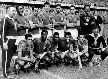 Campeón del mundo con Brasil en el Mundial 58 celebrado en Suecia. Vicente Feola no fue jugador de fútbol. El entrenador que pasó a la historia por ganar el primer Mundial de los cinco que lleva ganados Brasil no fue futbolista.