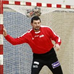 Sterbik es duda ante Suecia aquejado de una contractura