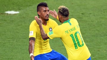 27 June 2018, Russia, Moscow: Soccer, World Cup, Serbia vs Brazil, group E, at the Spartak-Stadium. Brazil&#039;s Neymar and Paulinho (l) celebrate the 0:1. Photo: Federico Gambarini/dpa *** Local Caption *** .