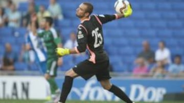 Pau L&oacute;pez, durante un encuentro. 