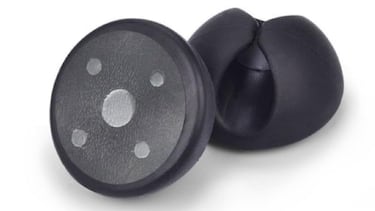 Tu escritorio, ordenado y limpio con estas almohadillas para cables