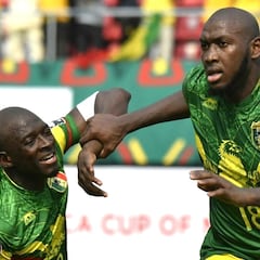 El Almería confirma que Koné tiene fracturado su tobillo derecho