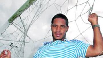 <b>MUY TRANQUILO. </b>Brayan Angulo se toma con mucha paciencia su situación y asegura que no para de aprender y crecer en el Deportivo.