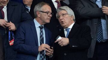 Enrique Cerezo, junto a Jos&eacute; Guirao, durante el partido ante la Juventus.