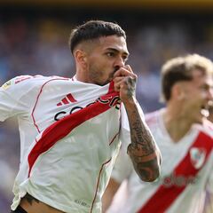 El VAR salva a River y hunde a Boca